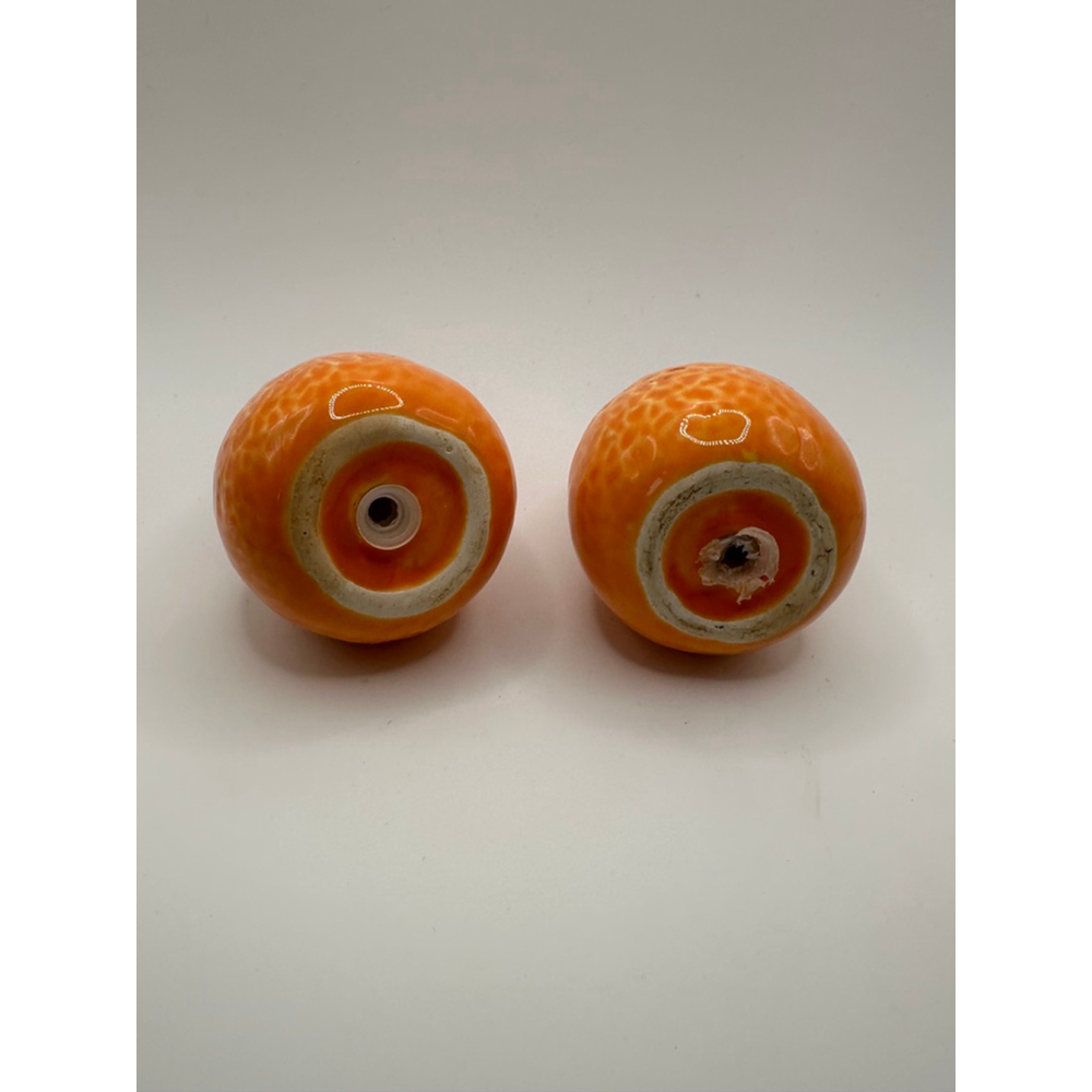 Vintage Tangerine Salt and Pepper Shakers – Glossy Citrus Ceramic - Picture 4 of 5